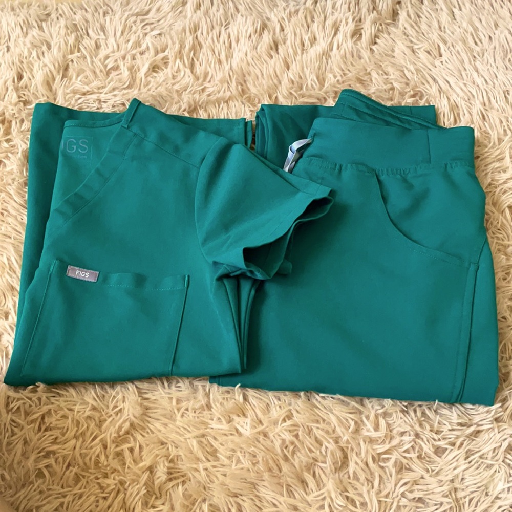 Figs scrubs set ❤️